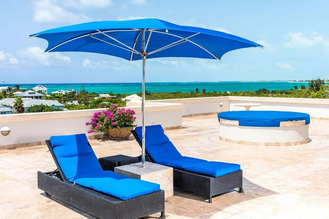Sea Esta Studio I - Ideal For Couples! Turtle Cove Apartment